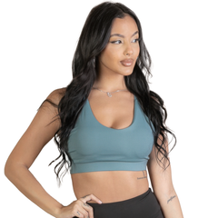 Strappy Crisscross Sports Bra – Seamless Support for Gym & Yoga